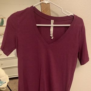 Lululemon v neck tee